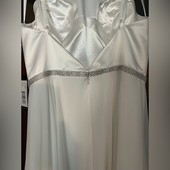 NWT - Ivory Special Occasion Floor Length Gown with sewn detail rhinestone belt - Picture 5 of 9